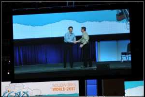 SolidWorks ¾CEO SolidWorks ƽ̨չ