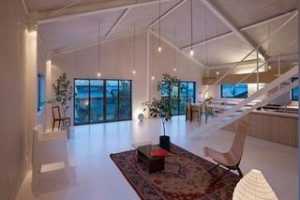 ��ɫ�Ŀ���סլ