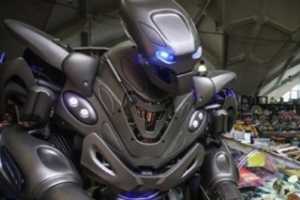 ȫ߷ܻTitan̩̹SIMM2015ڻеչ